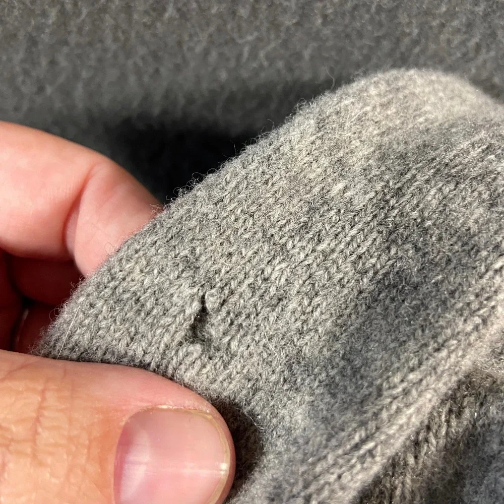 Banana Republic men merino wool Sweater medium gray Elbow Patch Grey minimalist